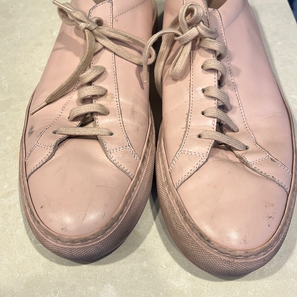 Gorgeous italian leather sneakers lots of compliments luv this color